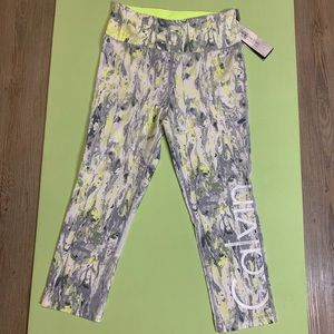 NWT🍀Calvin Klein Performance Women's Print High Waist Crop Tight Legging